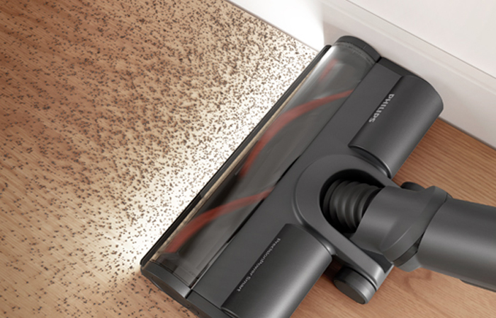 Rendk&iacute;v&uuml;li tiszt&iacute;t&aacute;s