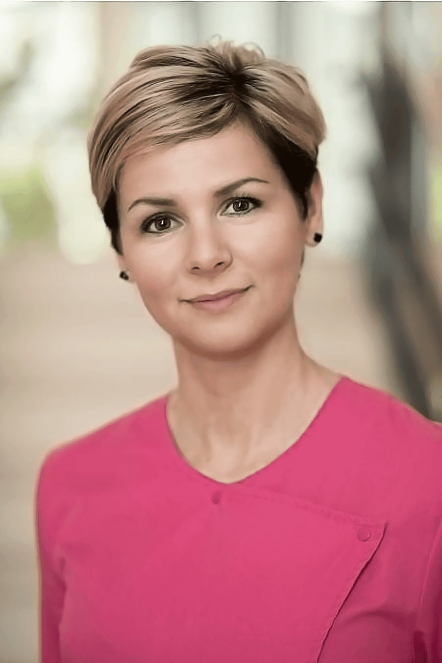 Kemenes Andrea fogorvosl&aacute;togat&oacute;