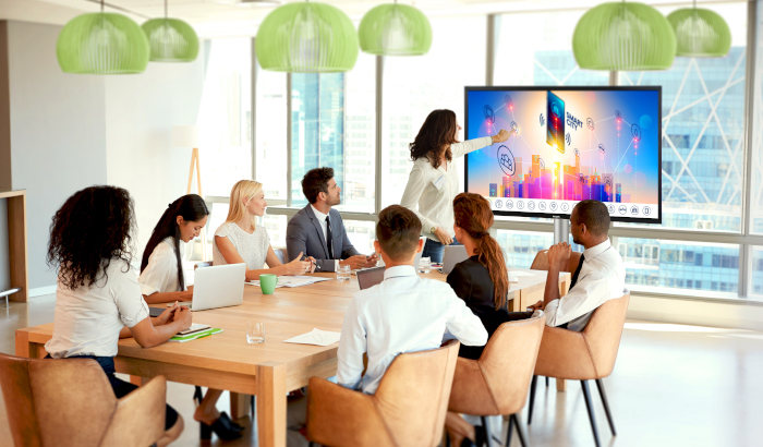 v&aacute;llalati digit&aacute;lis signage megold&aacute;sok 