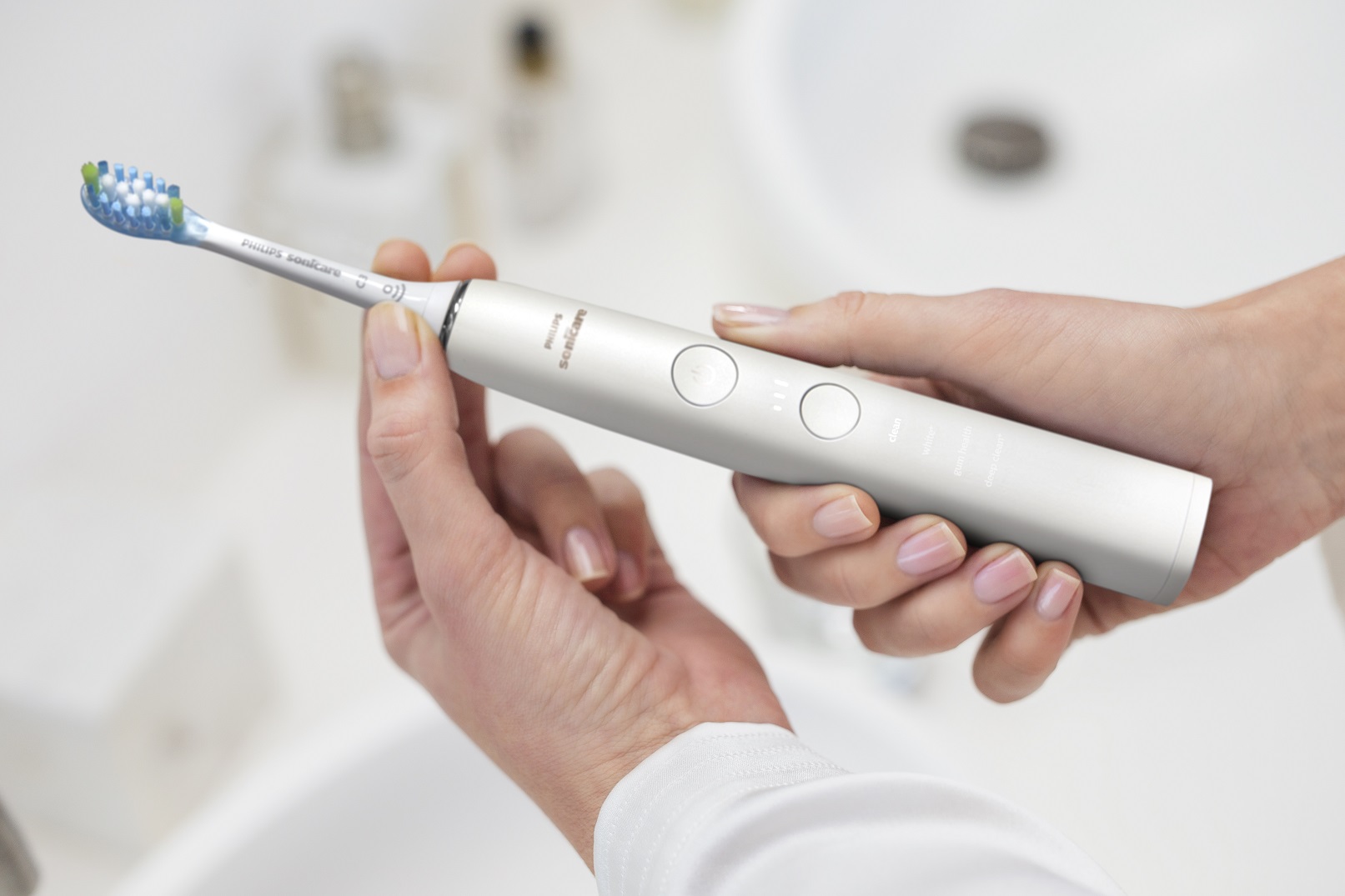 Clinical assessment of the Philips Sonicare InterCare brush head